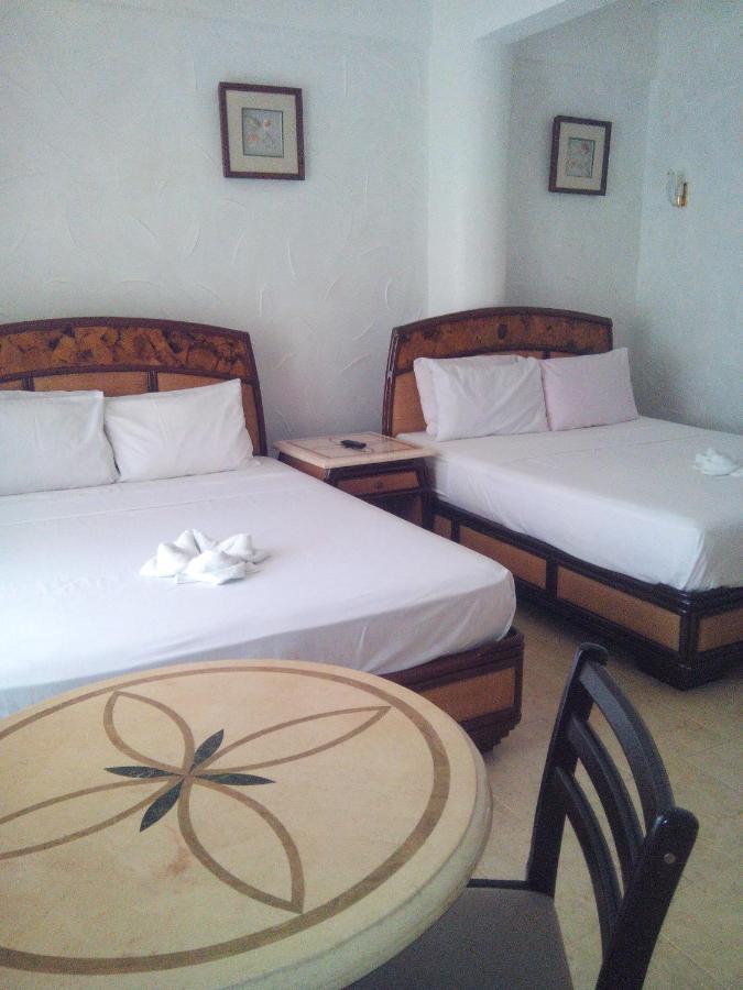 Amigos Beach Resort Balabag  Eksteriør bilde