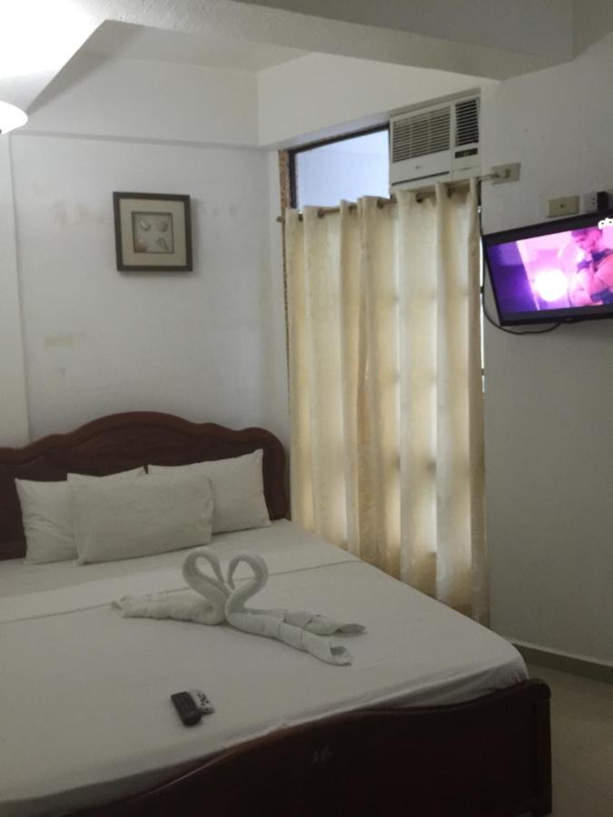 Amigos Beach Resort Balabag  Eksteriør bilde